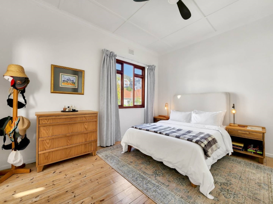 To Let 2 Bedroom Property for Rent in Green Point Western Cape
